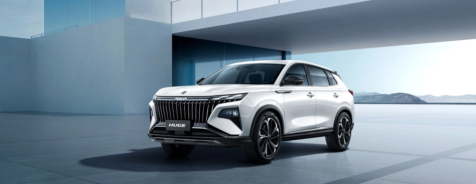 Dongfeng Huge ICE E2. Tua da € 24.900*